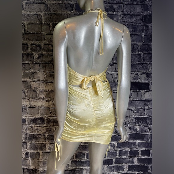 Yellow Satin Brocade Mini Bodycon Summer Dress - Picture 8 of 16